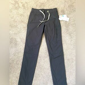 Vuori Women’s Ripstop Pants. Long, Size XS